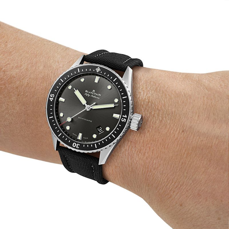 BLANCPAIN FIFTY FATHOMS BATHYSCAPHE ブランパン フィフティ ファゾムス バチスカーフ 5000-1110-B52A