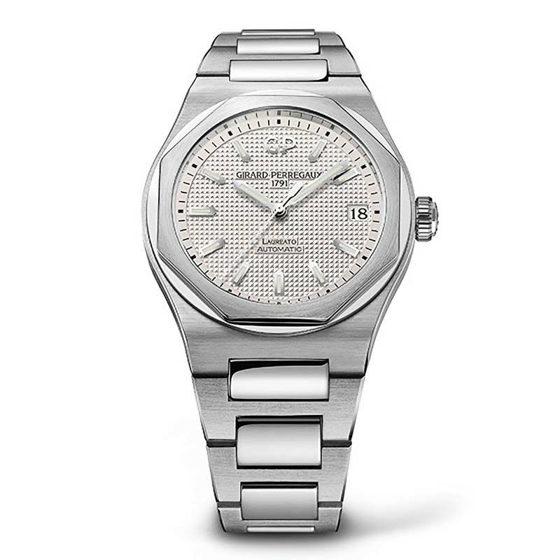 GIRARD PERREGAUX LAUREATO 42 mm ジラール・ペルゴ ロレアート 42 mm 81010-11-131-11A