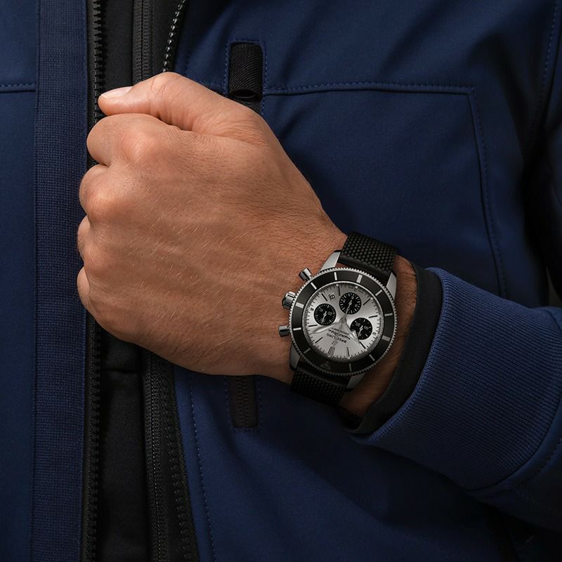 BREITLING SUPEROCEAN HERITAGE II B01 CHRONOGRAPH 44 ブライトリング  