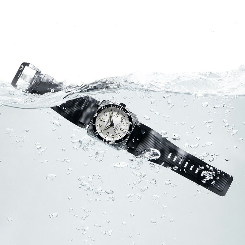 Bell ＆ Ross BR 03-92 DIVER WHITEベル＆ロス BR 03-92 ダイバー ホワイトBR0392-D-WH-ST/SRB