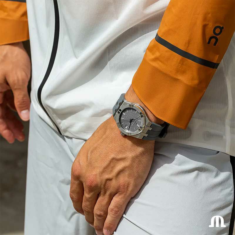 MAURICE LACROIX AIKON Automatic 39 mm モーリス・ラクロア アイコン オートマティック 39 mm AI6007-SS000-230-2