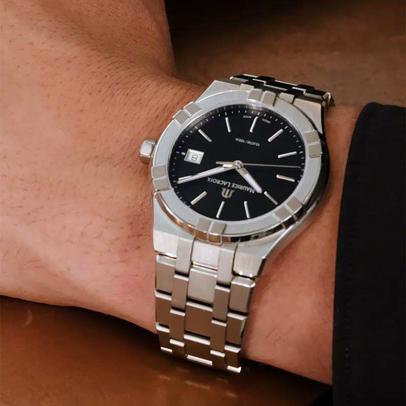 MAURICE LACROIX AIKON QUARTZ 40 mm モーリス・ラクロア アイコン  