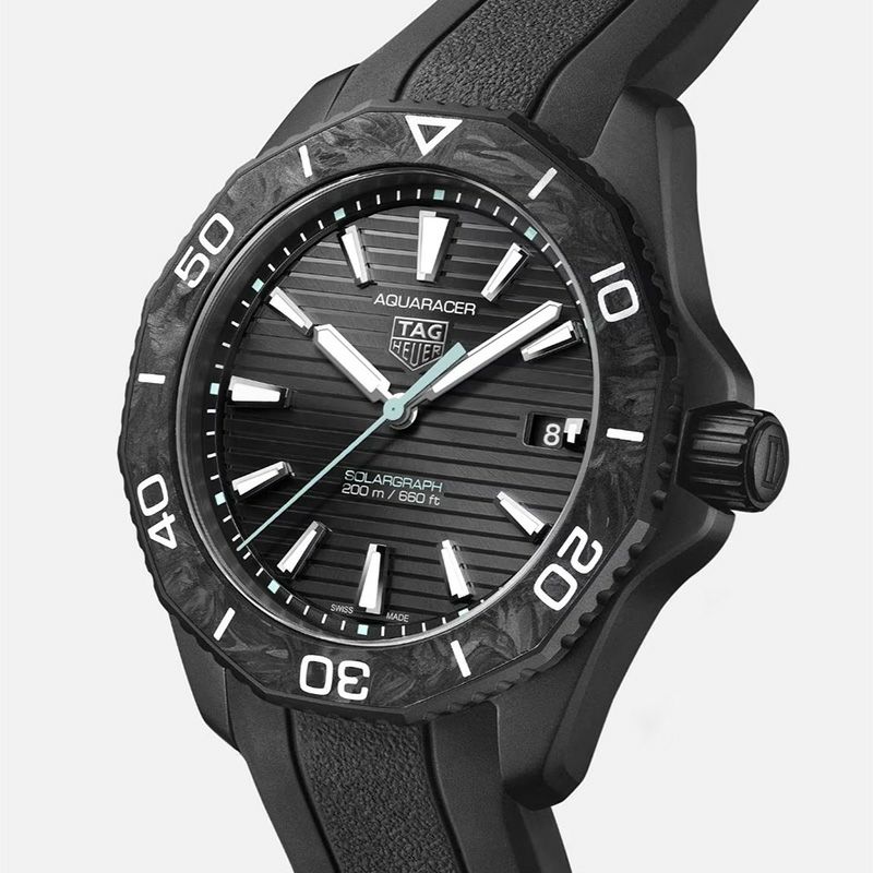 TAG HEUER AQUARACER PROFESSIONAL 200 SOLAR GRAPH タグ・ホイヤー アクアレーサー プロフェッショナル200 ソーラーグラフ WBP1112.FT6199
