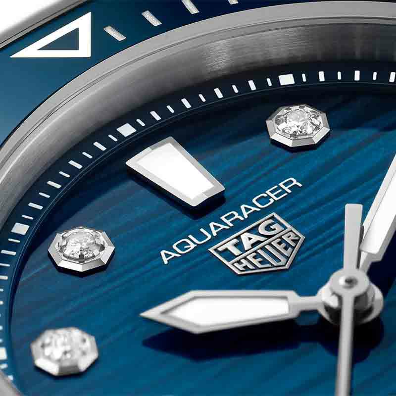 TAG HEUER AQUARACER PROFESSIONAL 300 タグ・ホイヤー アクアレーサー