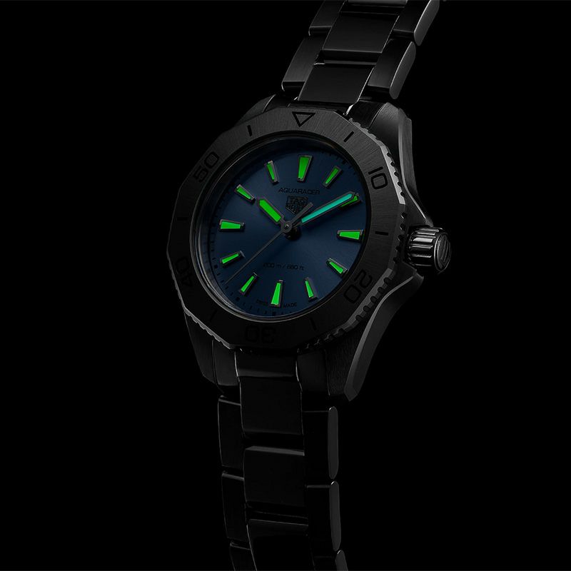 TAG HEUER AQUARACER PROFESSIONAL 200 タグ・ホイヤー アクアレーサー プロフェッショナル200 WBP1415.BA0622