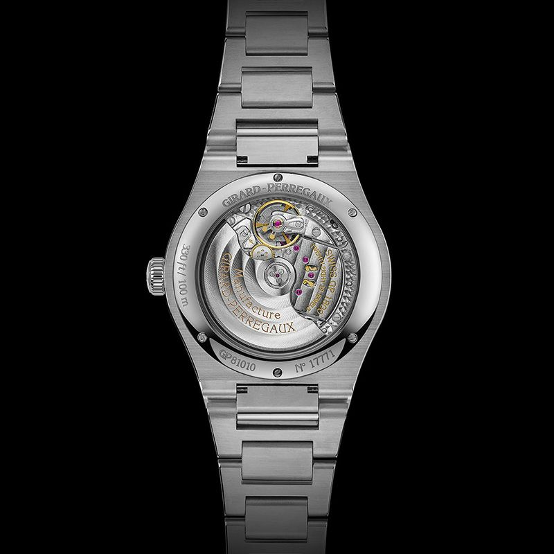 GIRARD-PERREGAUX LAUREATO 42mmジラール・ペルゴ ロレアート 42mm81010-11-3153-1CM