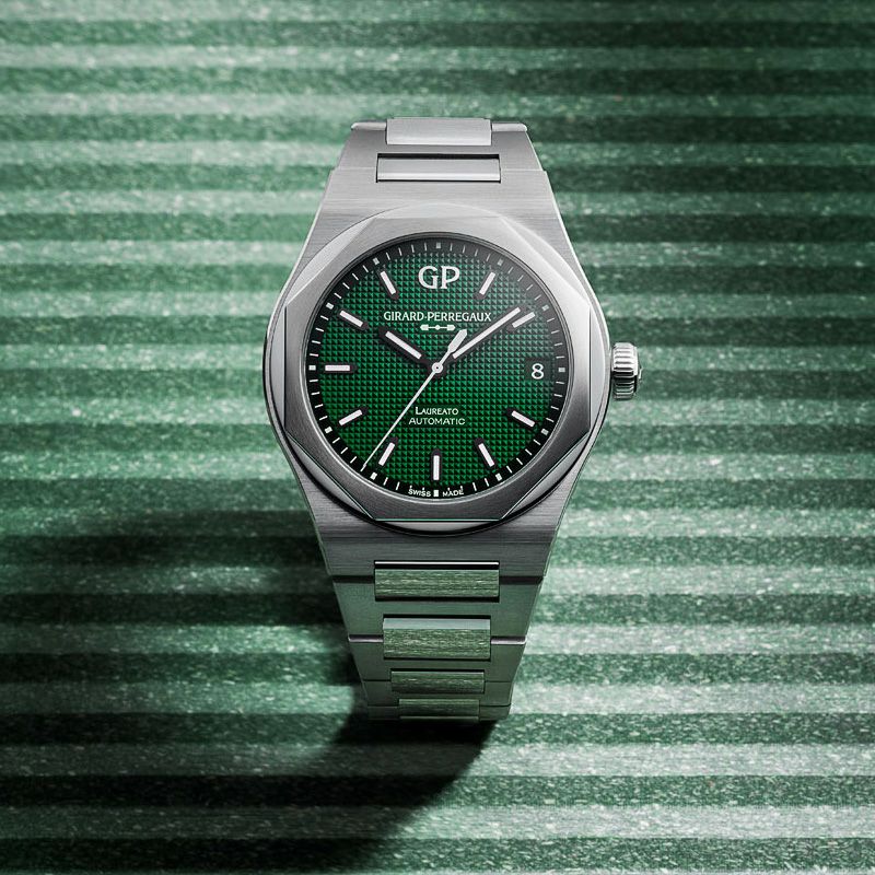 GIRARD-PERREGAUX LAUREATO 42mmジラール・ペルゴ ロレアート 42mm81010-11-3153-1CM