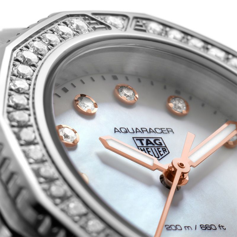 TAG HEUER AQUARACER PROFESSIONAL 200タグ・ホイヤー アクアレーサー プロフェッショナル200WBP1451.BA0622