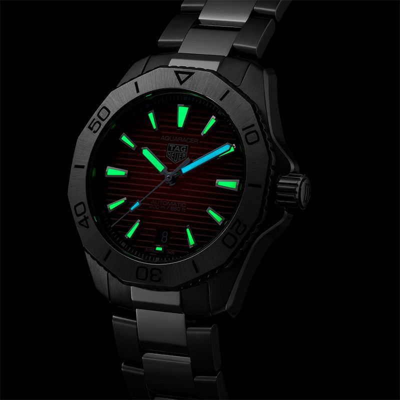 TAG HEUER AQUARACER PROFESSIONAL 200タグ・ホイヤー アクアレーサー プロフェッショナル200WBP2114.BA0627