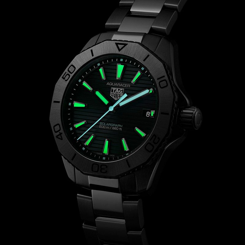 タグ・ホイヤー アクアレーサー プロフェッショナル200 ソーラーグラフ WBP1114.BA0000