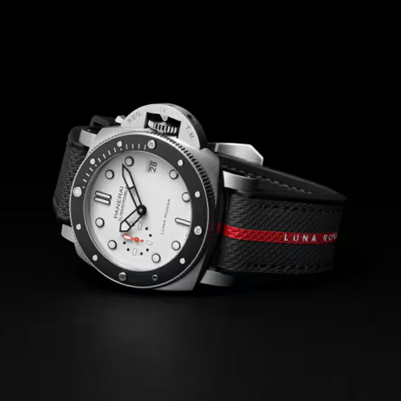 PANERAI SUBMERSIBLE LUNA ROSSA パネライ サブマーシブル ルナ・ロッサ PAM01579