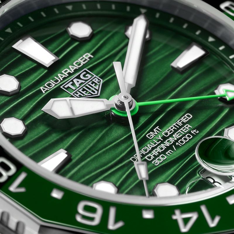 TAG HEUER AQUARACER PROFESSIONAL 300 GMT タグ・ホイヤー アクアレーサー プロフェッショナル300 GMT WBP5115.BA0013