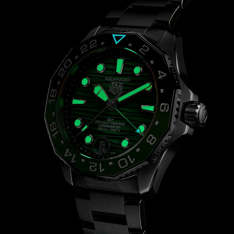 TAG HEUER AQUARACER PROFESSIONAL 300 GMT タグ・ホイヤー アクアレーサー プロフェッショナル300 GMT WBP5115.BA0013