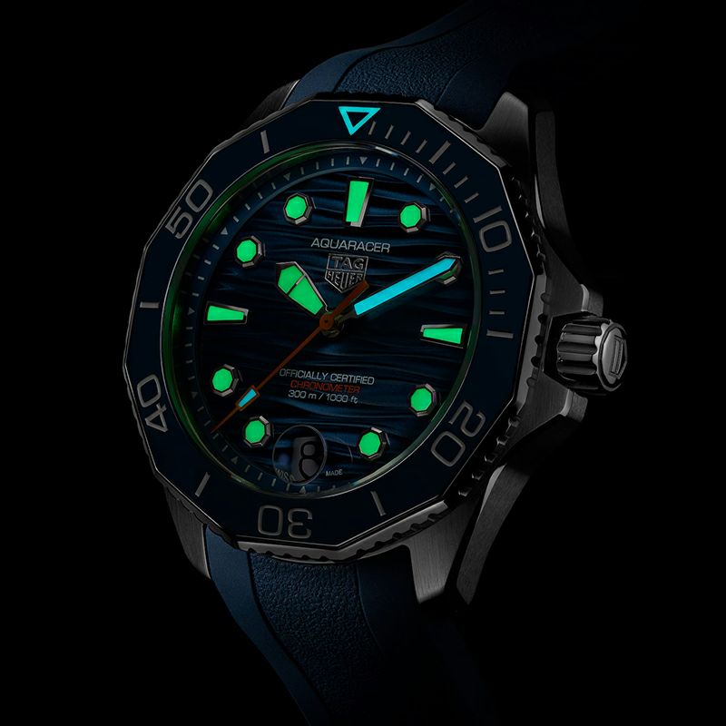 TAG HEUER AQUARACER PROFESSIONAL 300 タグ・ホイヤー アクアレーサー プロフェッショナル300 WBP5111.FT6259