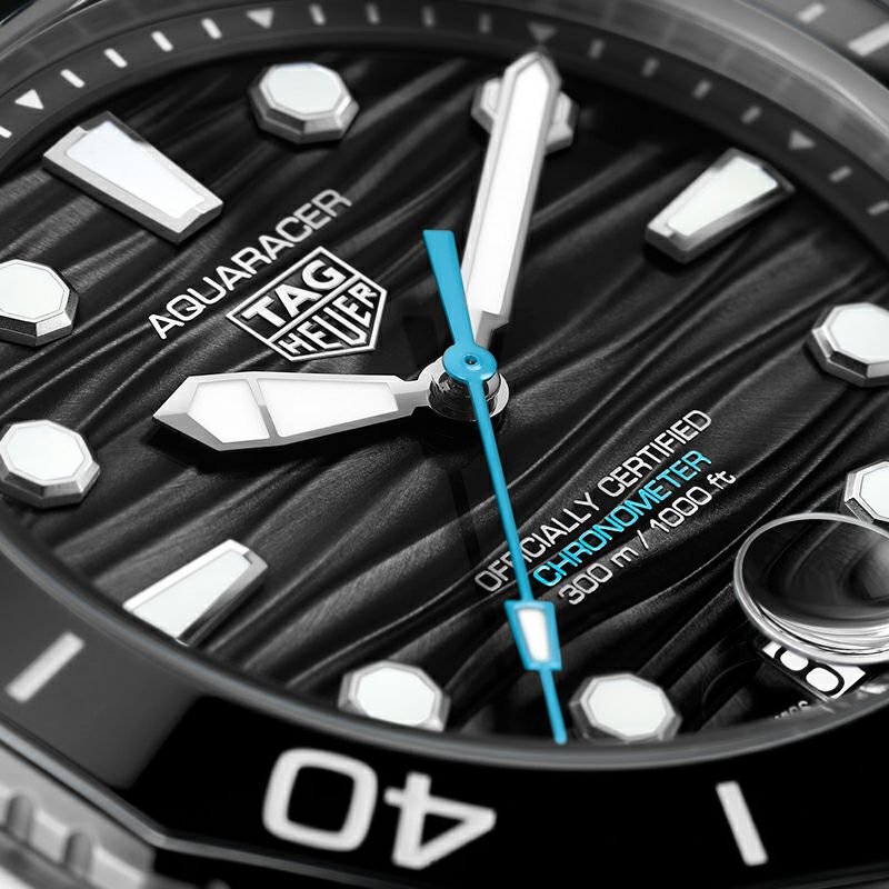 TAG HEUER AQUARACER PROFESSIONAL 300 タグ・ホイヤー アクアレーサー 