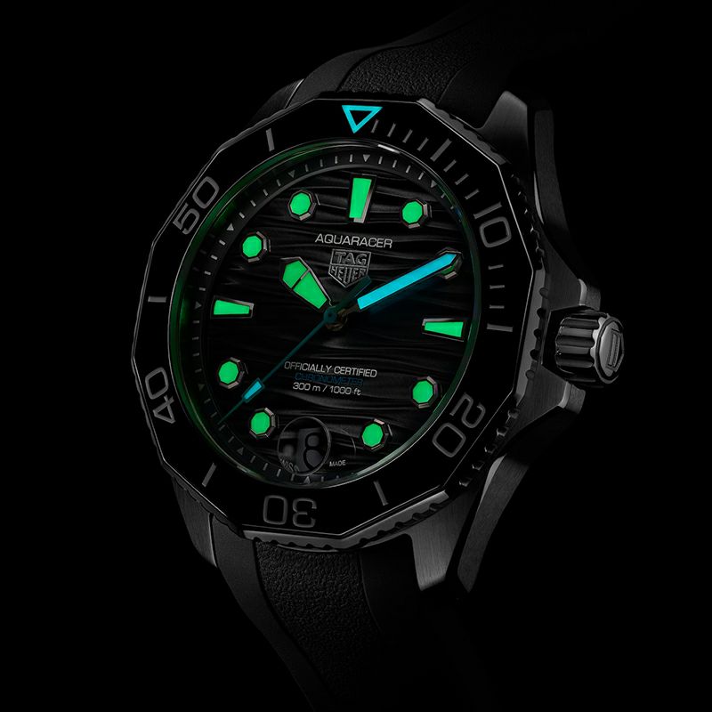 TAG HEUER AQUARACER PROFESSIONAL 300 タグ・ホイヤー アクアレーサー プロフェッショナル300 WBP5110.FT6257