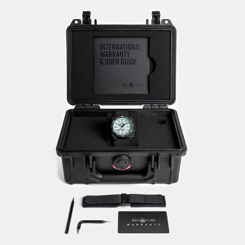 Bell ＆ Ross BR 03 DIVER FULL LUM CERAMIC ベル＆ロス BR 03 ダイバー フルラム セラミック BR03A-D-LM-CE/SRB