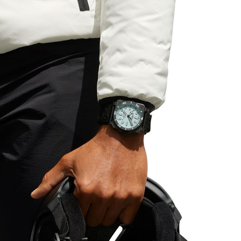 Bell ＆ Ross BR 03 DIVER FULL LUM CERAMIC ベル＆ロス BR 03 ダイバー フルラム セラミック BR03A-D-LM-CE/SRB