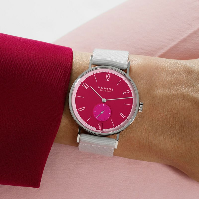 NOMOS GLASHUETTE Tangente 38 Date CHILI ノモス グラスヒュッテ タンジェント 38 デイト CHILI NM179.S30