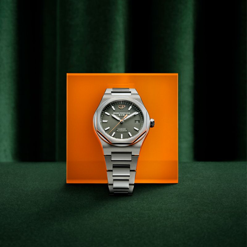 GIRARD-PERREGAUX LAUREATO 38mm SAGE GREEN ジラール・ペルゴ ロレアート 38mm セージグリーン 81005-11-3407-1CM