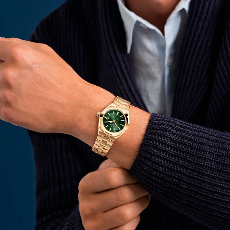 VACHERON CONSTANTIN OVERSEAS AUTOMATIC ヴァシュロン