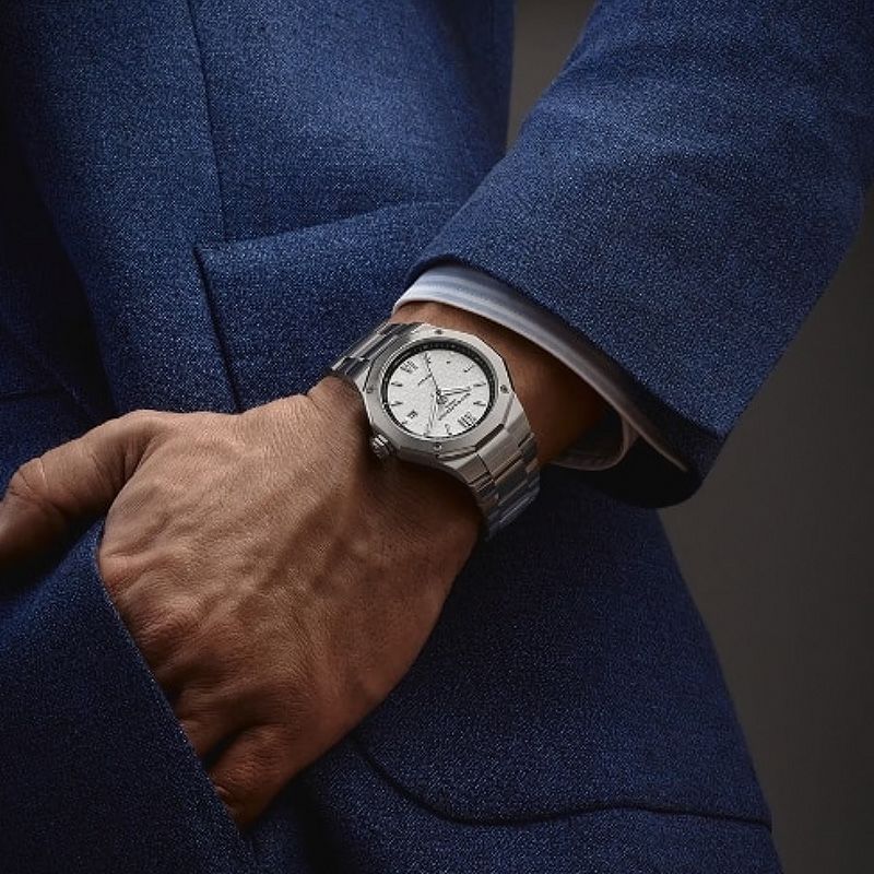 BAUME＆MERCIER <br>Riviera Date White&Black M0A10829 <br>ボーム＆メルシエ <br>リビエラ デイト ホワイト&ブラック <br>M0A10829