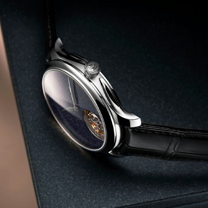 H.Moser ＆ Cie. <br>ENDEAVOUR TOURBILLON CONCEPT AVENTURINE <br>H.モーザー <br>エンデバー・トゥールビヨン コンセプト アベンチュリン <br>1804-1219