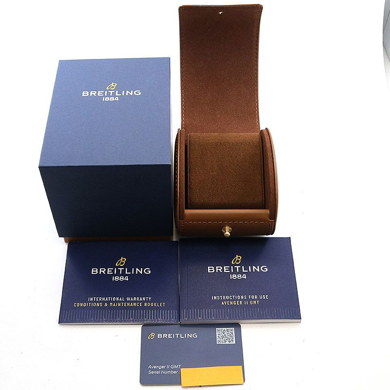 【中古】BREITLING <br>AVENGER II GMT MOTHER OF PEARL JAPAN EDITION <br>ブライトリング <br>アベンジャーII GMT マザーオブパール ジャパンエディション <br>A3239011/A809/170A (A329A-PPSS)