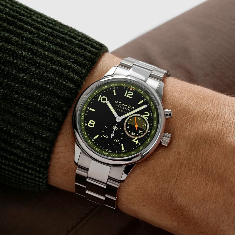 NOMOS GLASHUETTE Club Sport neomatik Worldtimer Vector ノモス